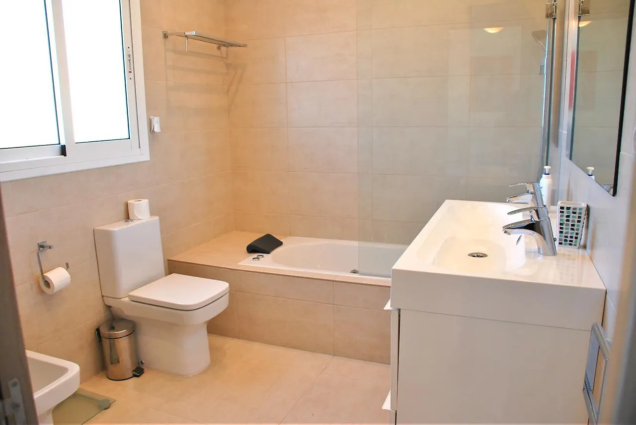 Beautiful Townhouse 5 Min From Puerto Banus Apartamento Marbella 0*,  España